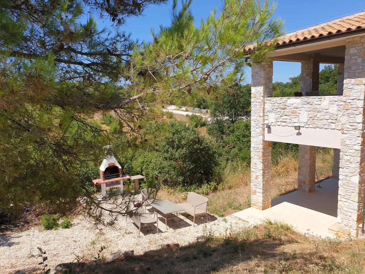 Villa Istra Divsici Exterior photo